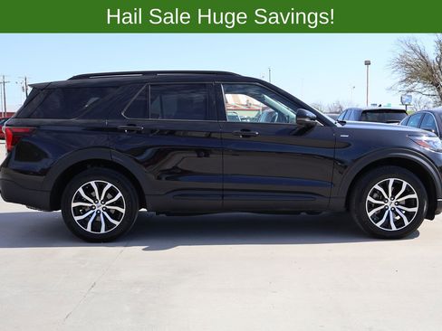 Used 2025 Ford Explorer ST-Line AWD/4WD image 6