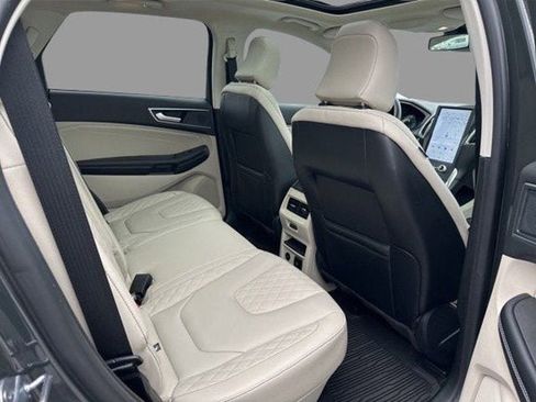 Used 2024 Ford Edge Titanium w/ Titanium Elite Package image 10