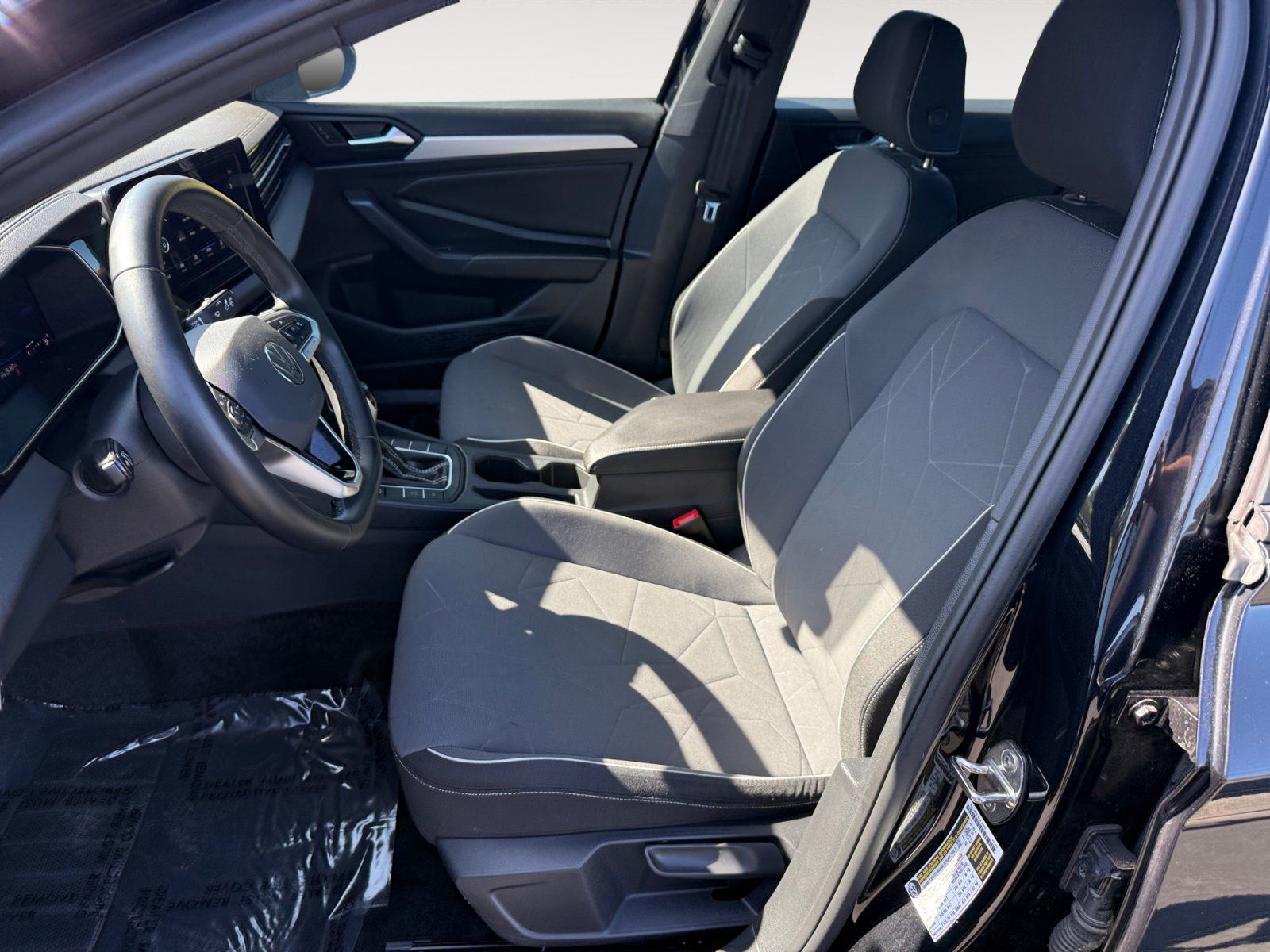 Used 2025 Volkswagen Jetta Sport FWD image 10