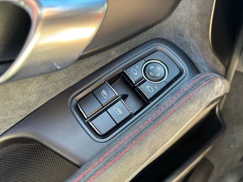Used 2018 Porsche 911 GT3 RWD image 25