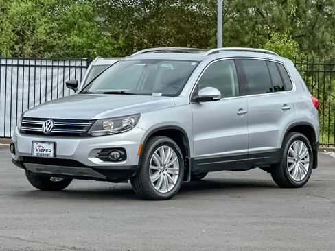 Used 2015 Volkswagen Tiguan SE AWD/4WD image 7