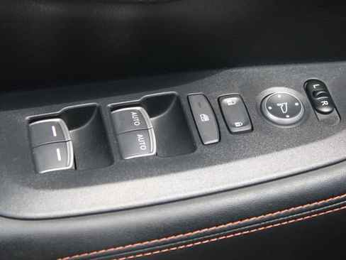 Used 2025 Honda HR-V Sport image 12