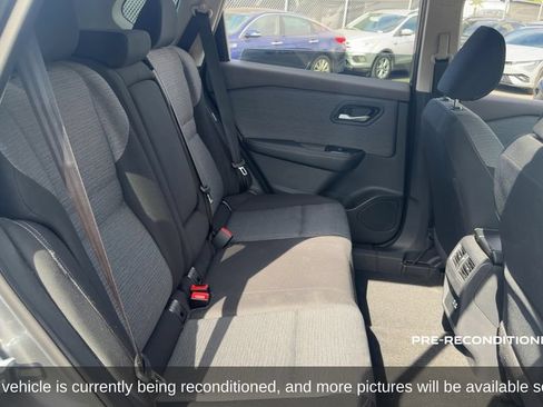 Used 2023 Nissan Rogue SV FWD image 15