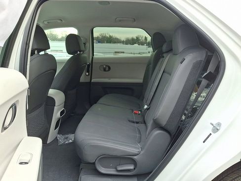 New 2026 Hyundai Ioniq 5 SEL image 6