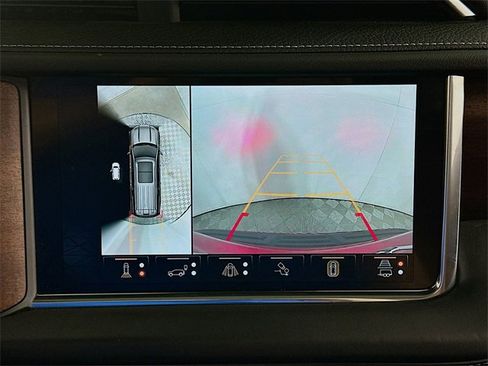 Used 2023 GMC Yukon Denali Ultimate image 19