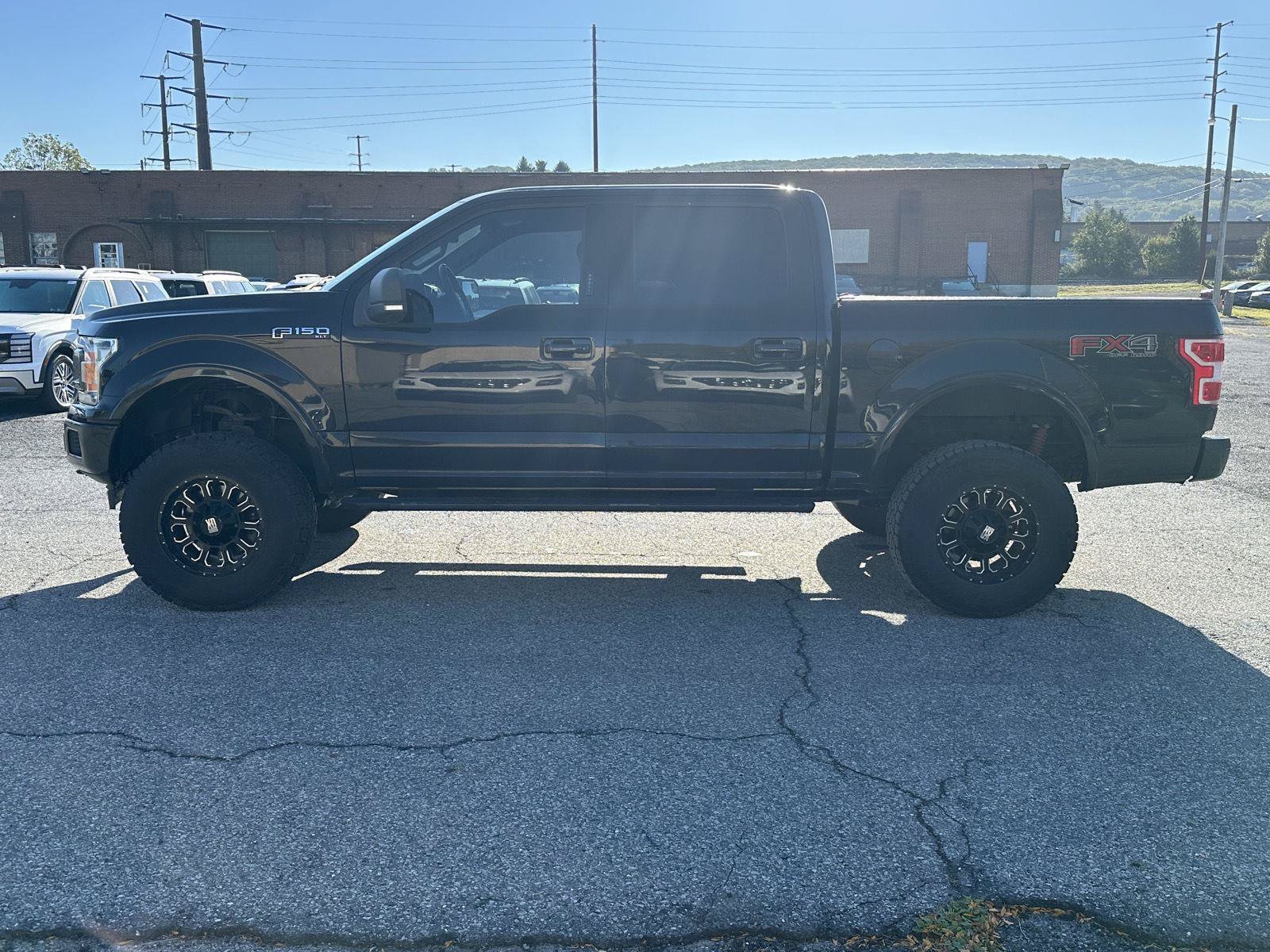 Used 2018 Ford F150 XLT w/ Equipment Group 302A Luxury AWD/4WD image 5