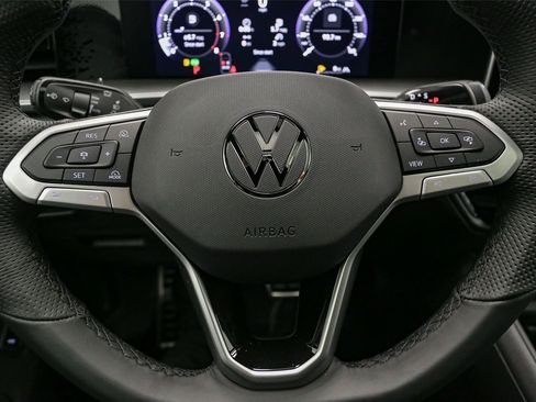 New 2026 Volkswagen Tiguan SE R-Line AWD/4WD image 24