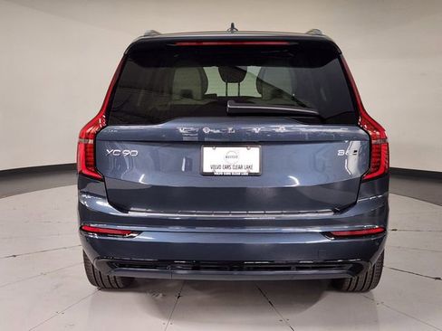 New 2026 Volvo XC90 B6 Ultra w/ Protection Package Premier AWD/4WD image 10