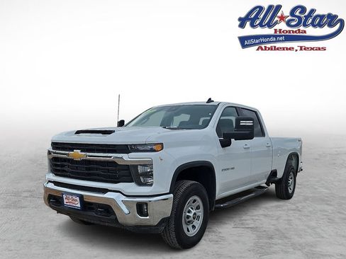 Used 2025 Chevrolet Silverado 2500 LT w/ Convenience Package AWD/4WD image 1