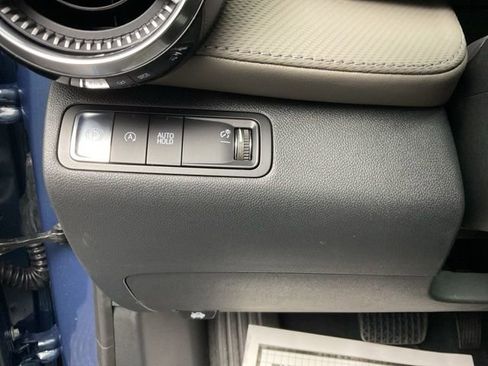 New 2026 Chevrolet Equinox LT w/ Convenience Package II FWD image 13