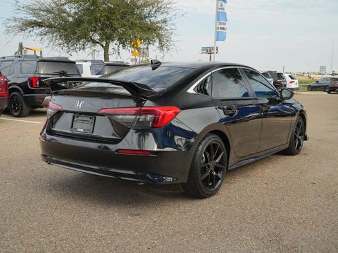 Used 2023 Honda Civic EX image 5