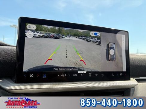 Used 2025 Ford Explorer Platinum w/ Ultimate Package AWD/4WD image 5