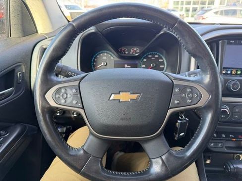 Used 2021 Chevrolet Colorado Z71 w/ Safety Package image 15