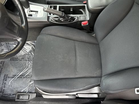 Used 2014 Subaru Impreza 2.0i AWD/4WD image 36
