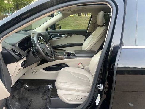 Used 2016 Lincoln MKX Reserve w/ Driver Assistance Package image 13