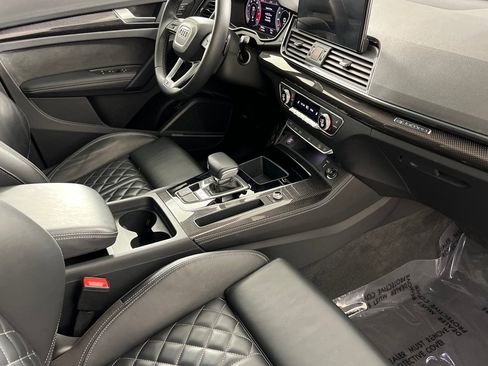 Used 2023 Audi SQ5 Premium Plus w/ Premium Plus Package image 15