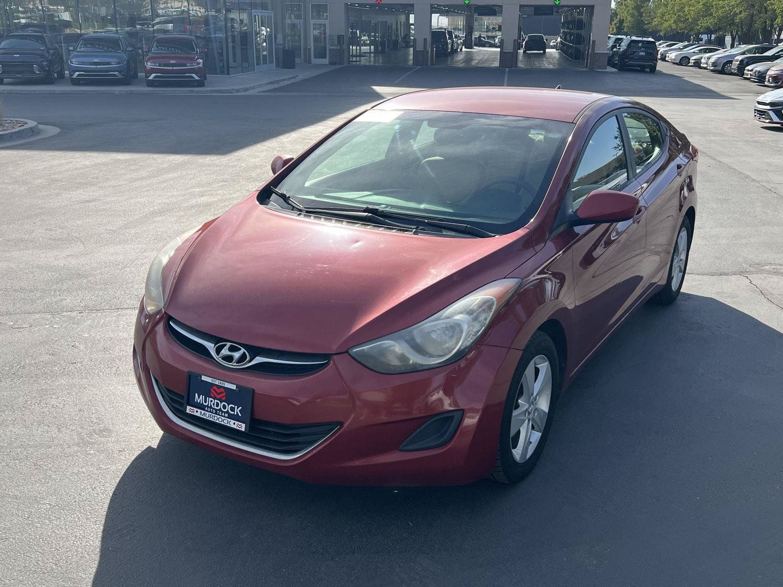 Used 2011 Hyundai Elantra GLS w/ Navigation Pkg 4 FWD image 8