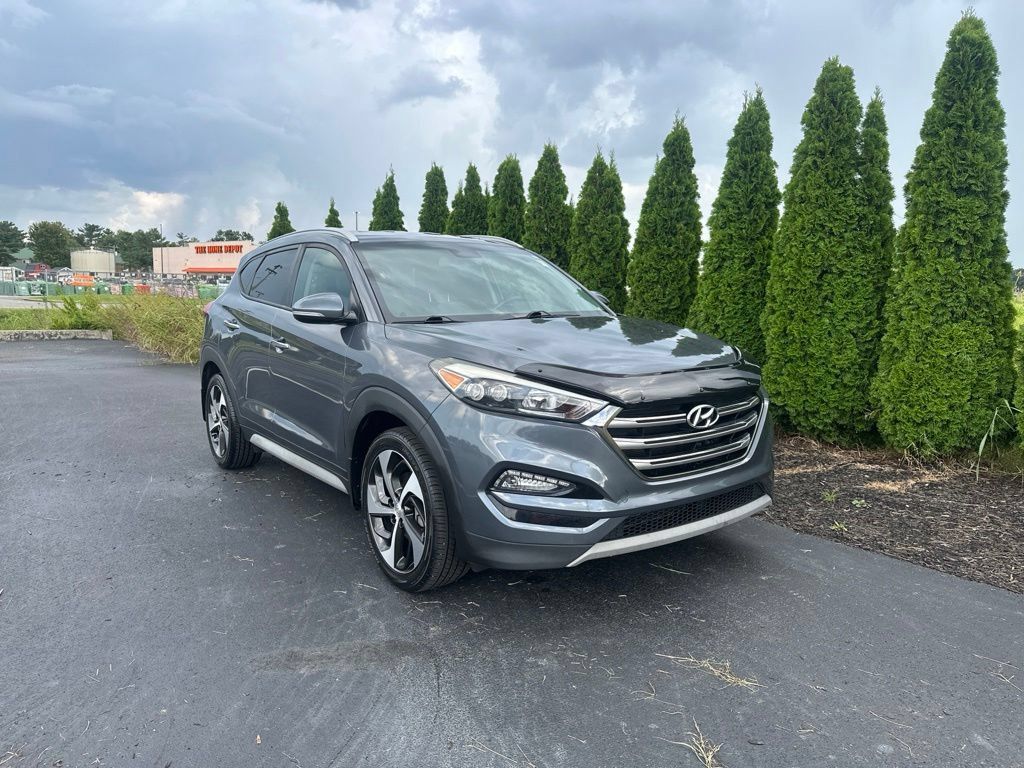 Used 2018 Hyundai Tucson Limited w/ Cargo Package FWD image 2