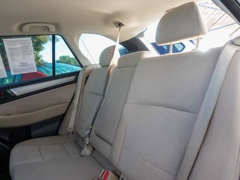 Used 2017 Subaru Outback 2.5i image 25