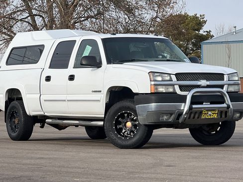 Used 2003 Chevrolet Silverado 2500 LT AWD/4WD image 1