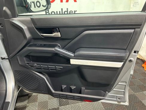 Used 2024 Toyota Tacoma TRD Off-Road image 11