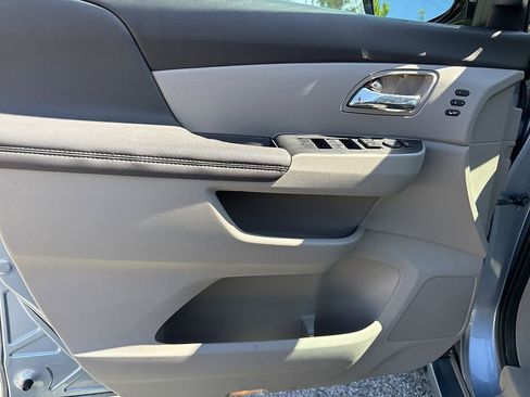 Used 2014 Honda Odyssey Touring image 14