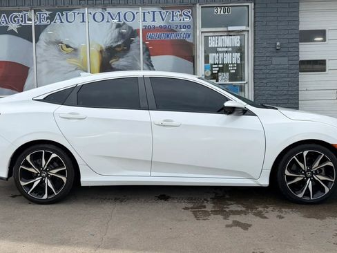 Used 2017 Honda Civic Si image 2