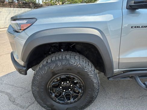 Used 2024 Chevrolet Colorado ZR2 w/ ZR2 Bison Edition AWD/4WD image 10