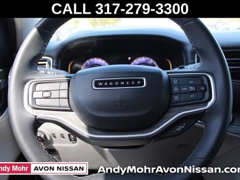 Used 2022 Jeep Wagoneer Series II w/ Premium Group I AWD/4WD image 30