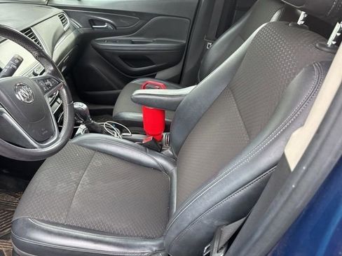 Used 2020 Buick Encore Preferred image 37