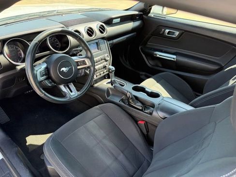 Certified 2019 Ford Mustang Coupe RWD image 11