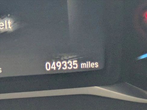 Used 2021 Honda Pilot Touring image 10