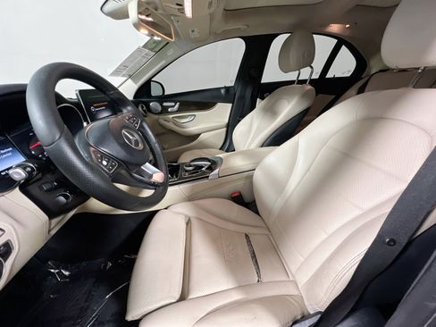 Used 2015 Mercedes-Benz C 300 4MATIC Sedan image 15