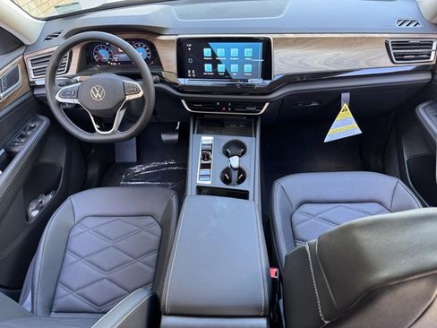 New 2026 Volkswagen Atlas SE image 23