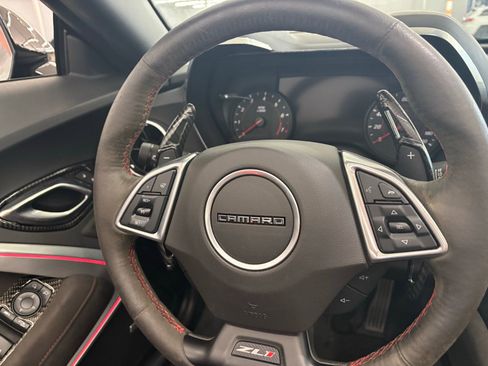 Used 2022 Chevrolet Camaro ZL1 image 7
