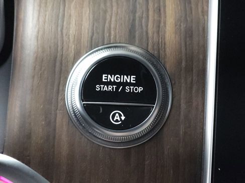 Certified 2026 Mercedes-Benz GLC 300 4MATIC image 16