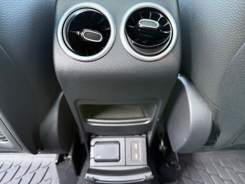 Certified 2024 Mercedes-Benz GLA 250 image 16