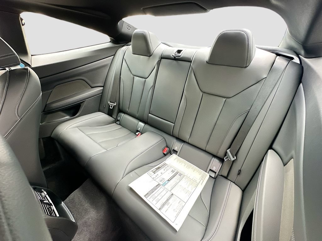 Used 2026 BMW 430i xDrive Coupe w/ M Sport Package AWD/4WD image 22