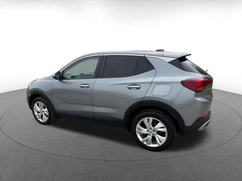 Used 2025 Buick Encore GX Preferred AWD/4WD image 10