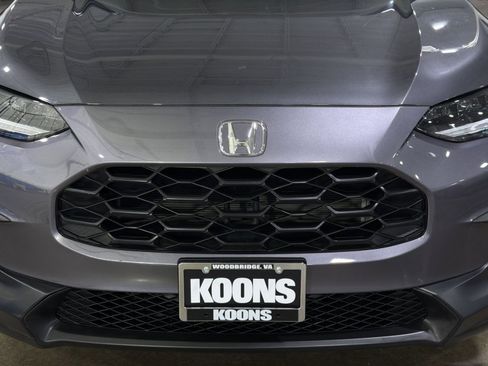 Used 2023 Honda HR-V LX image 11