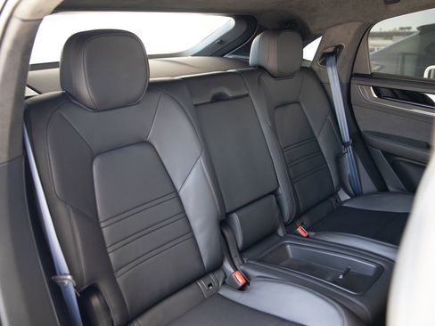 New 2026 Porsche Cayenne Turbo GT AWD/4WD image 24