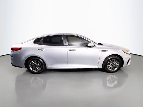 Used 2019 Kia Optima LX image 11