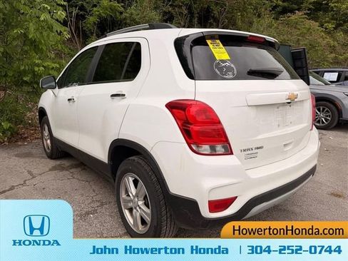 Used 2020 Chevrolet Trax LT w/ LT Convenience Package AWD/4WD image 7