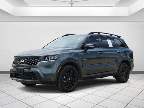 Used 2022 Kia Sorento S AWD/4WD image 3
