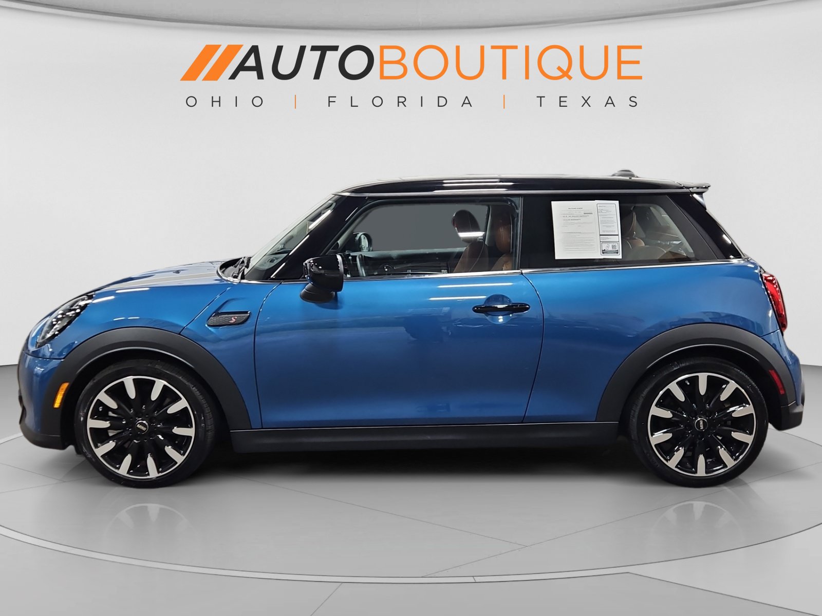 Used 2024 MINI Cooper S w/ Signature Upholstery Package FWD image 2