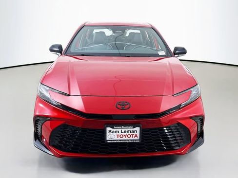 New 2026 Toyota Camry Hybrid AWD/4WD image 2
