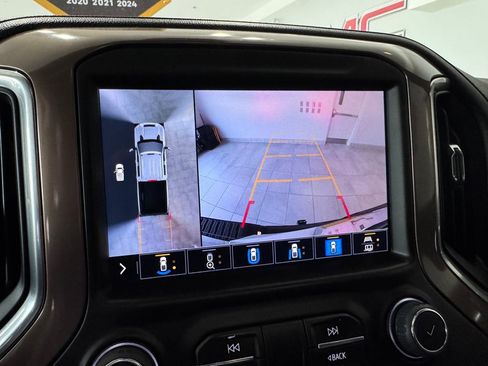 Used 2022 Chevrolet Silverado 3500 High Country w/ Z71 Off-Road Package image 23