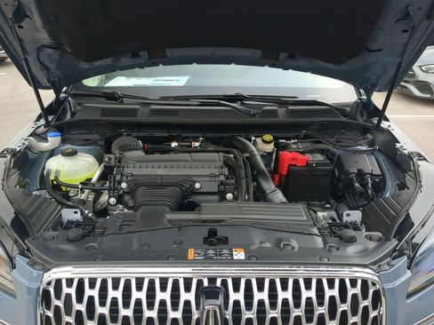 New 2026 Lincoln Corsair Premiere image 24