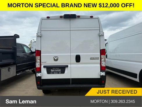 New 2025 RAM ProMaster 2500 w/ Convenience Group image 10