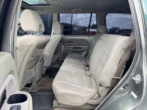 Used 2007 Honda Pilot EX image 10